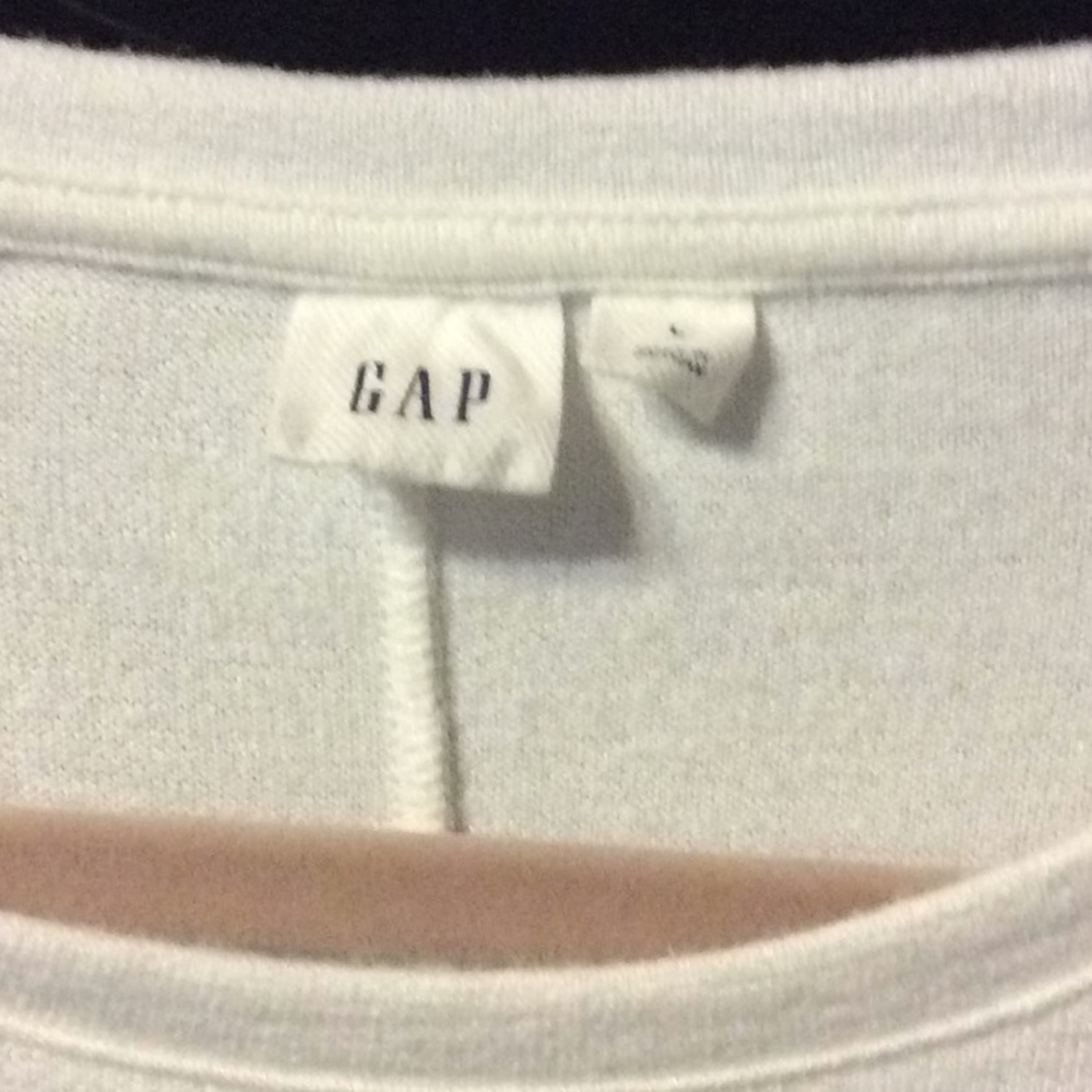 Top by gap - Picture 2 of 4
